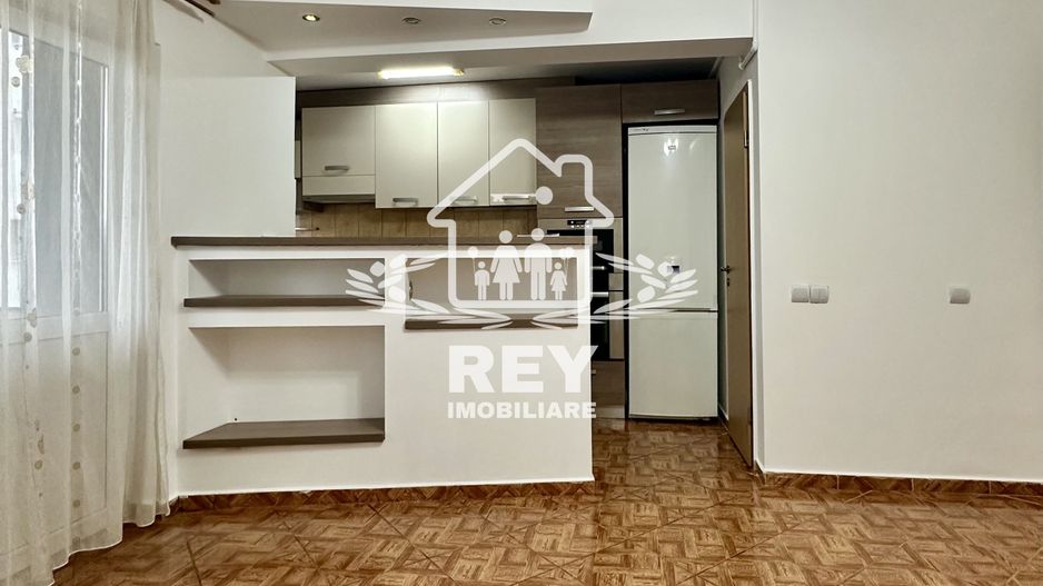 Apartament 4 camere cu garaj zona Strand- V.Aurie - Poză 10