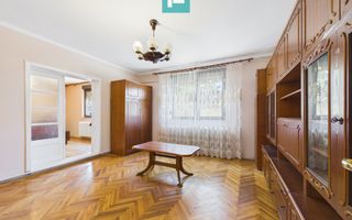 Casă cu 4 camere în Bujac - Poză 2