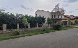 🏡 Casă individuală în Ronat – 6 camere, garaj dublu, finisată modern✨ - Poză 1