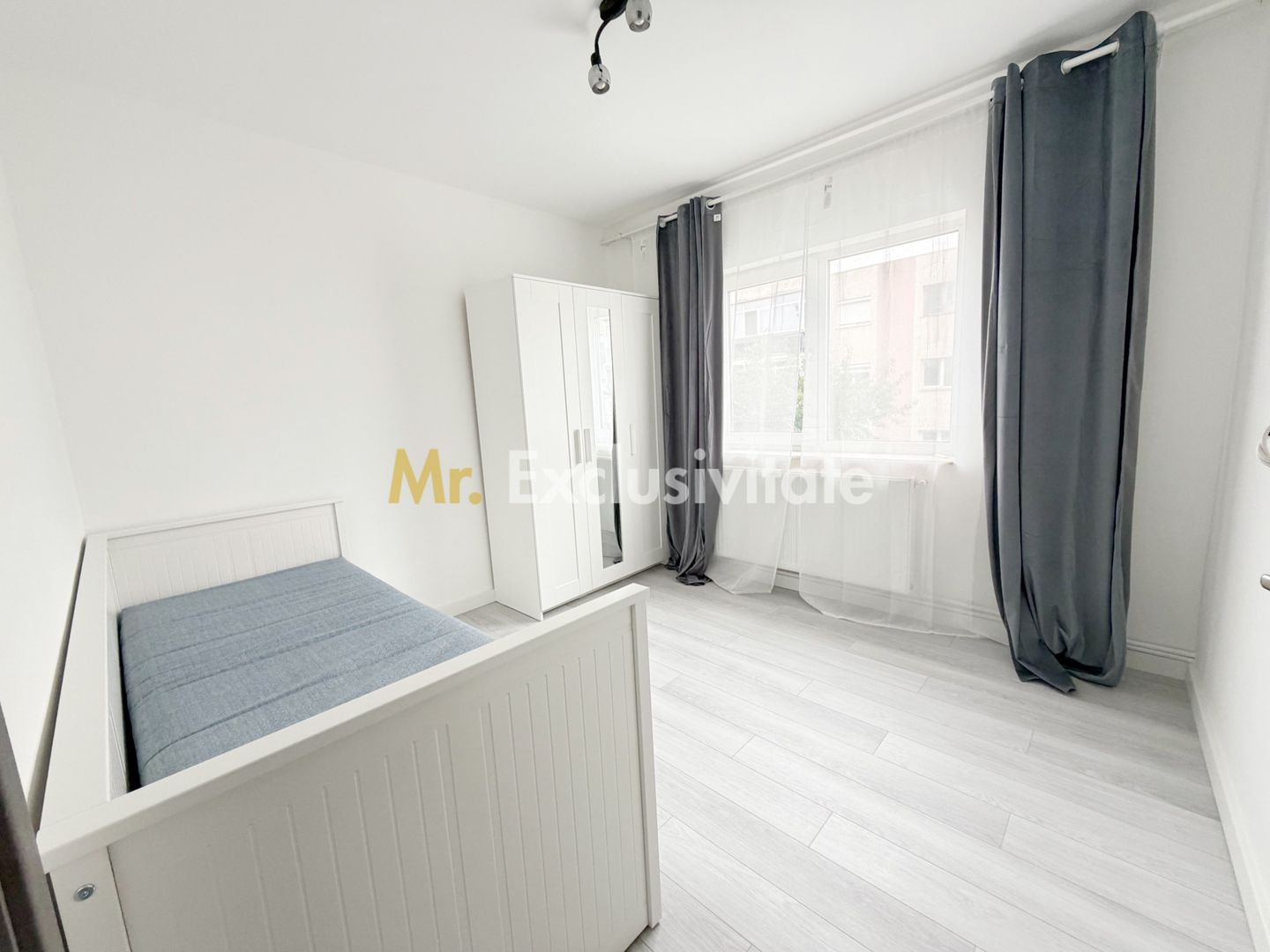 Inchiriere Apartament 3 camere decomandat Trivale - Poză 4