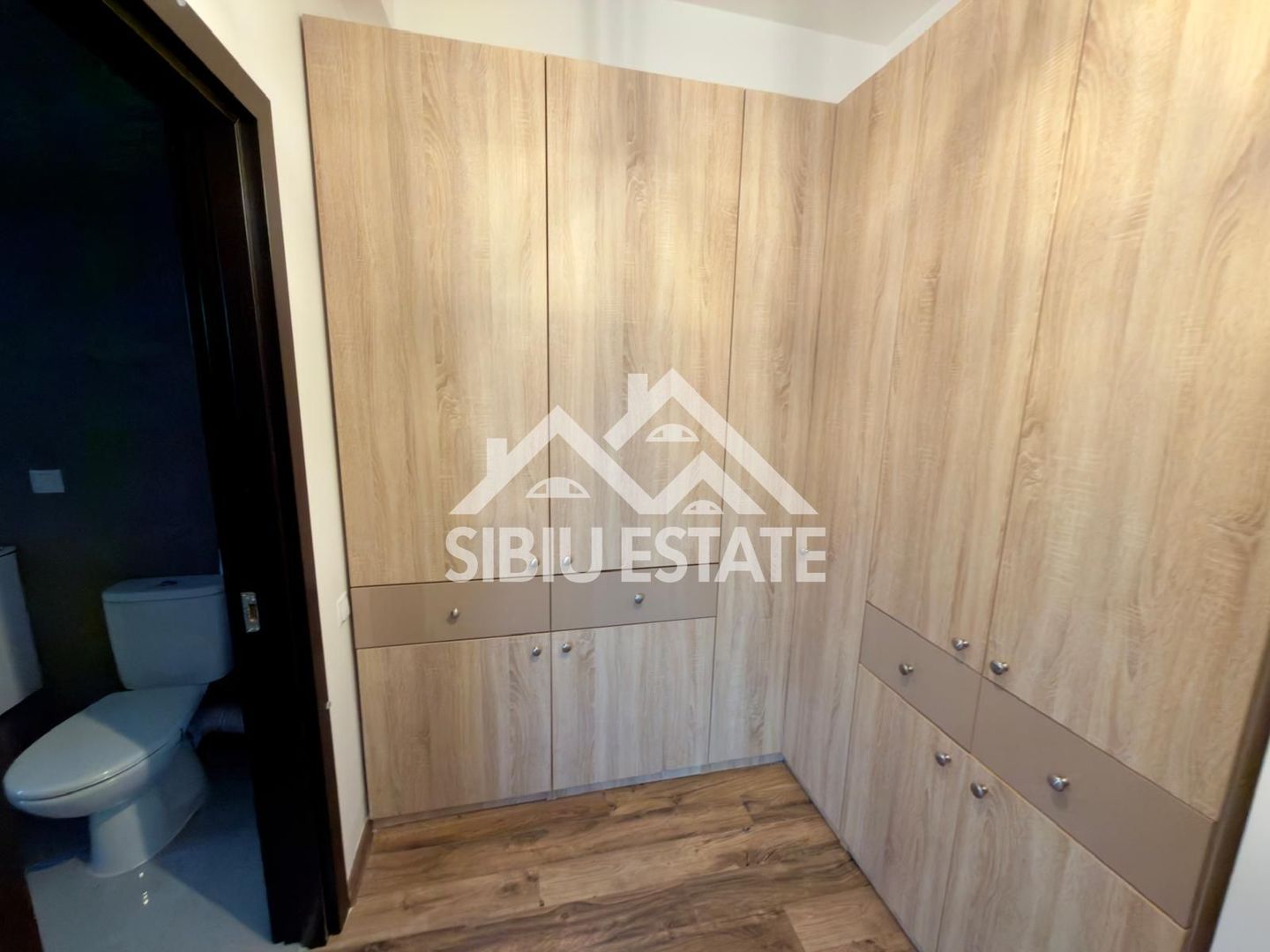 Apartament PREMIUM 3 camere, curte, 2 terase- Selimbar - Poză 6