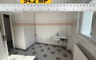 2 camere, etaj 1/4, centrala termica, Rovine-113.000 de euro - Poză 7