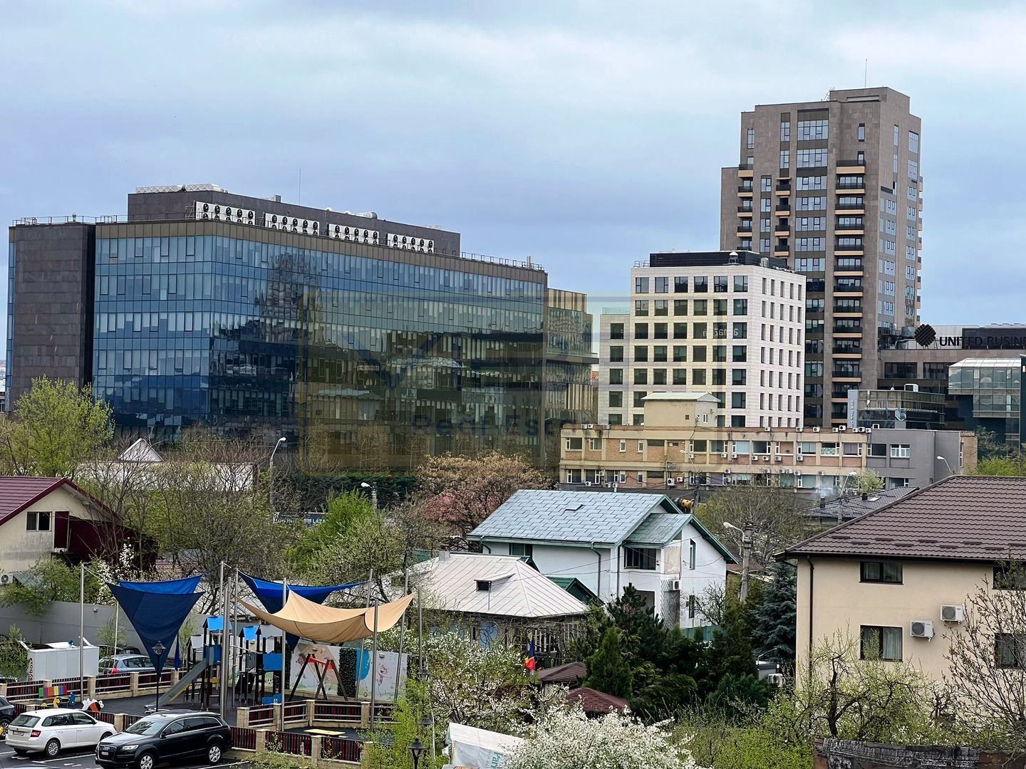 Garsoniera moderna zona centrala - 5 min Palas Mall - Poză 1