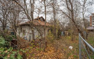 Casa demolabila cu teren 680mp deschidere 20.10ml Sisesti-Vatra Noua - Poză 4