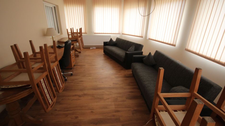 Vila  destinatie camin batrani - Poză 18