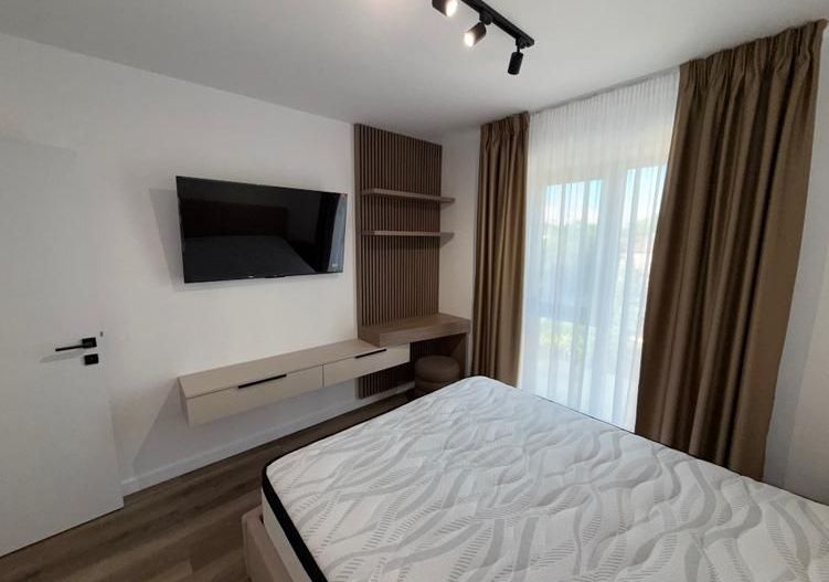 De inchiriat apartament 2 camere nou, central, Universitate, 600 Euro - Poză 10
