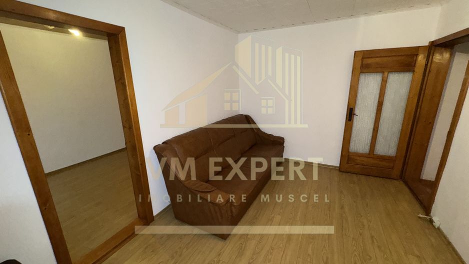 APARTAMENT 2 CAMERE PARTER VIṢOI CAMPULUNG - Poză 1