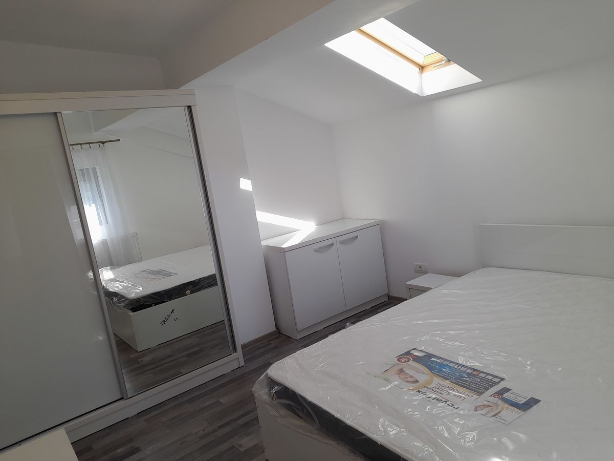 Militari, Piata Gorjului - Poză 1