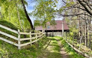 Teren in sat Pestera, comuna Moeciu. - Poză 9