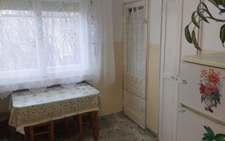 BRASADAS vinde ap 2 cam etaj 4/4 Micro 16. - Poză 5