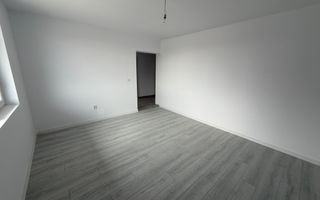 Disponibil imediat. Decomandat. TVA 21% inclus in pret - Poză 3