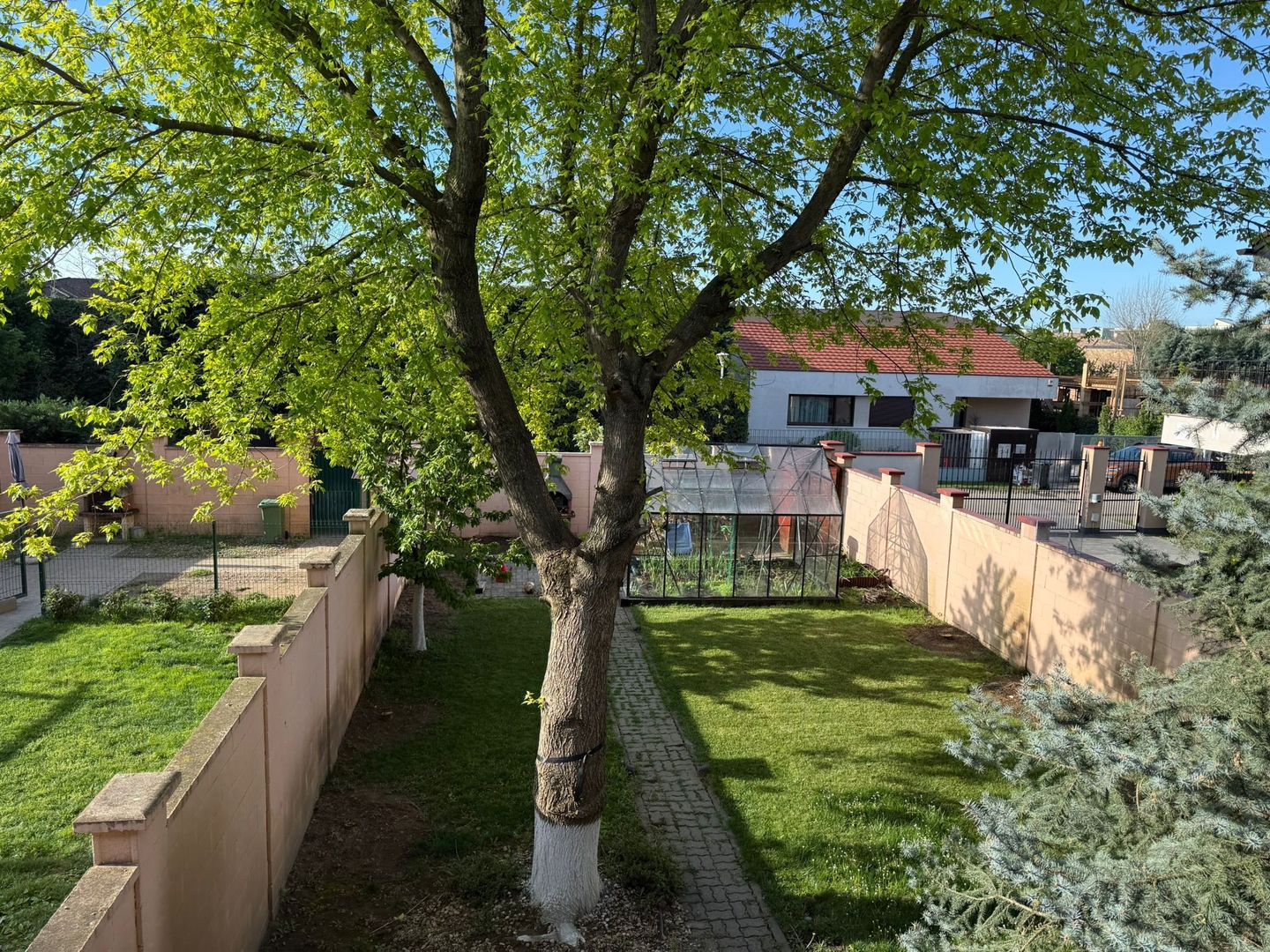 Braytim | 4 camere | 140 mp | Teren 337 mp | Garaj | Panouri FV - Poză 1