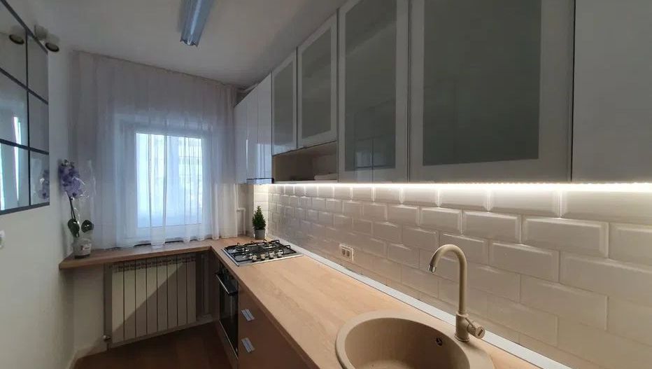 GARSONIERA BANU MANTA | VICTORIEI - Poză 3