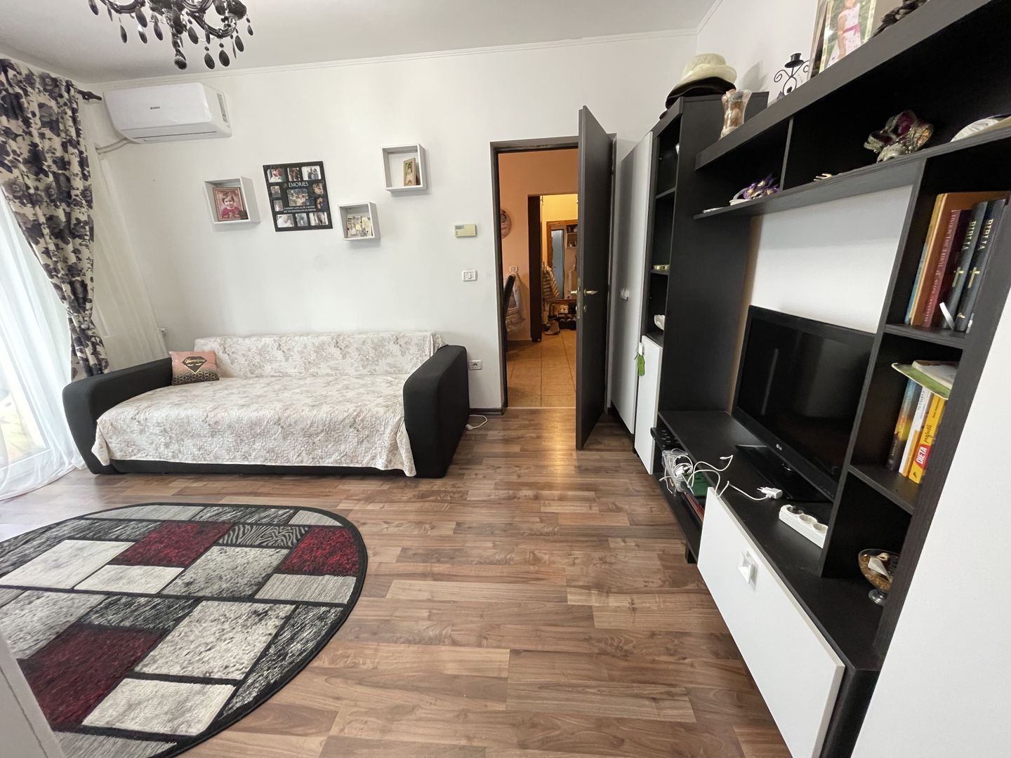 Locuinta luminoasa la mansarda-constructie 2013 - Poză 3