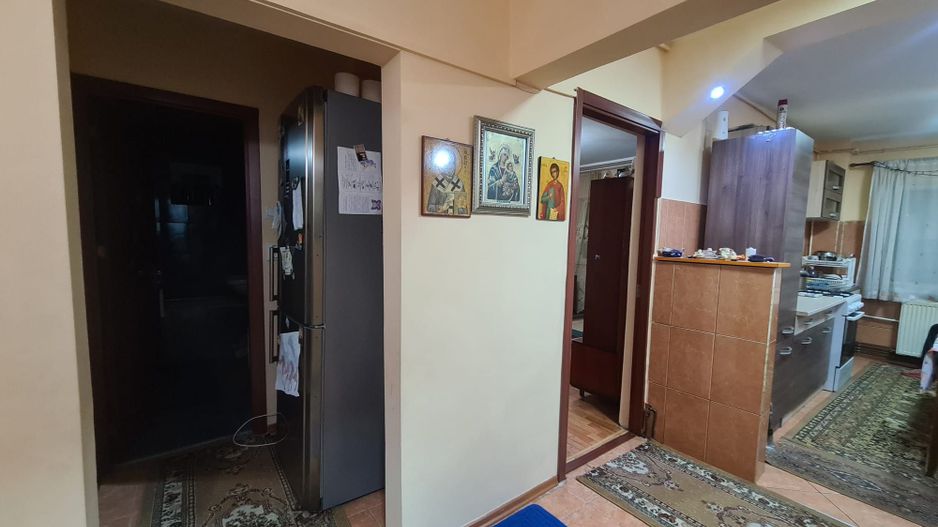 Apartament spatios cu 4 camere, 2 balcoane – Marghita, zona Penny - Poză 5
