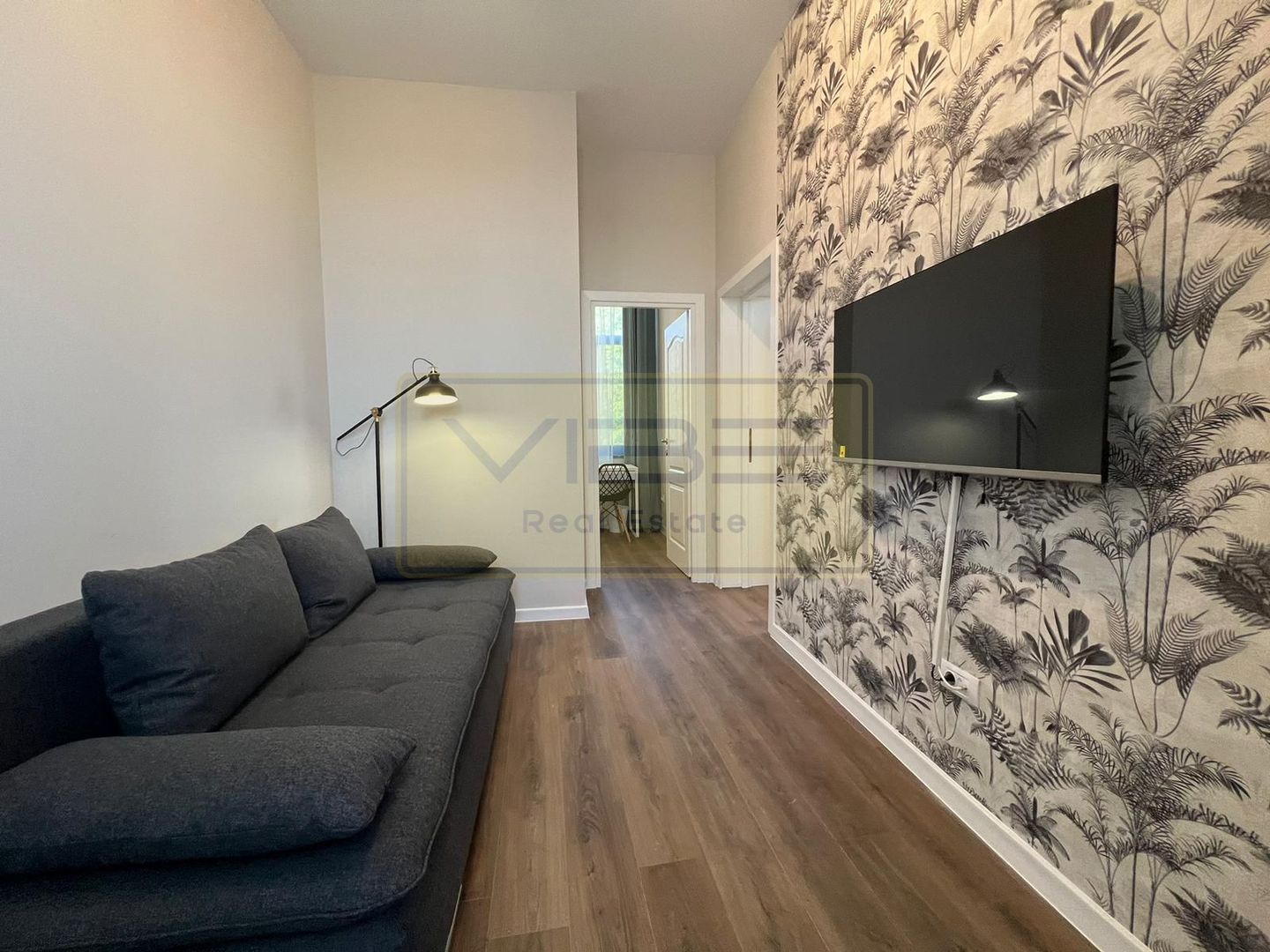 Apartament 2 camere decomandat 10 min COPOU - Univ.Al I Cuza si UMF - Poză 2
