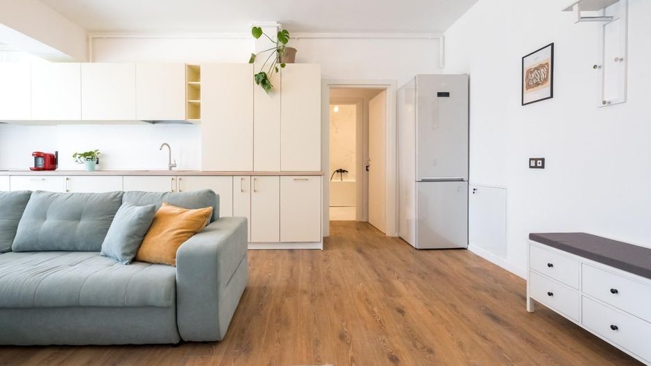 Inchiriere apartament 3 camere | Parcare inclusa | Sisesti - Poză 3