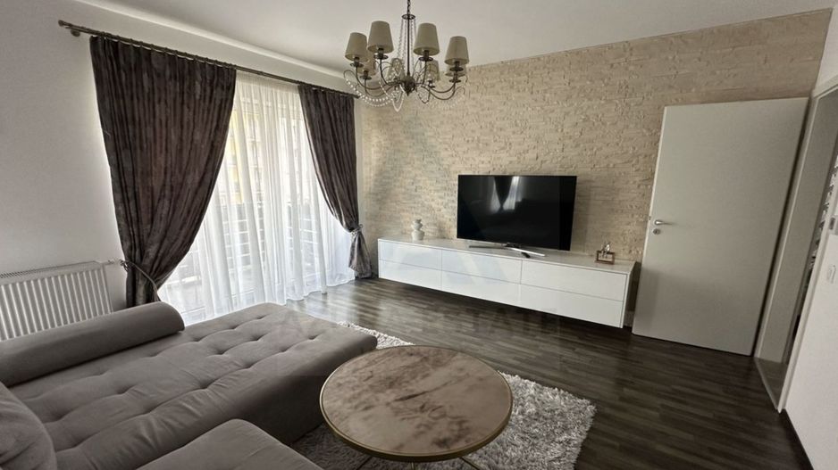 Apartament premium 2 camere bucatarie inchis si parcare in Avangarden - Poză 5