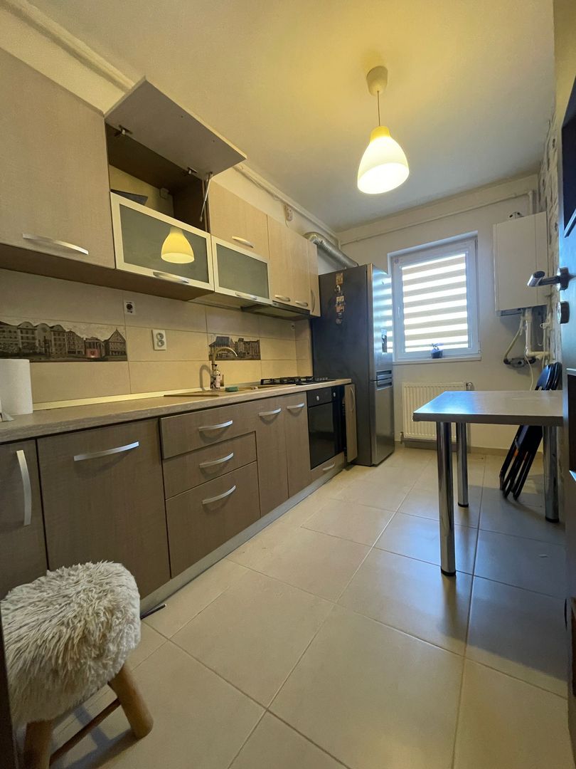 Apartament 2 camere,fix langa metrou,complex cu piscina - Poză 4