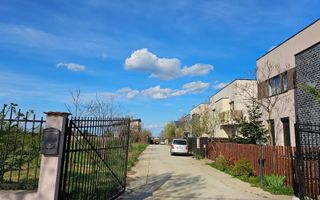 URGENT- Teren cu toate utilitatile -Complex Modolea Residence CREVEDIA - Poză 4