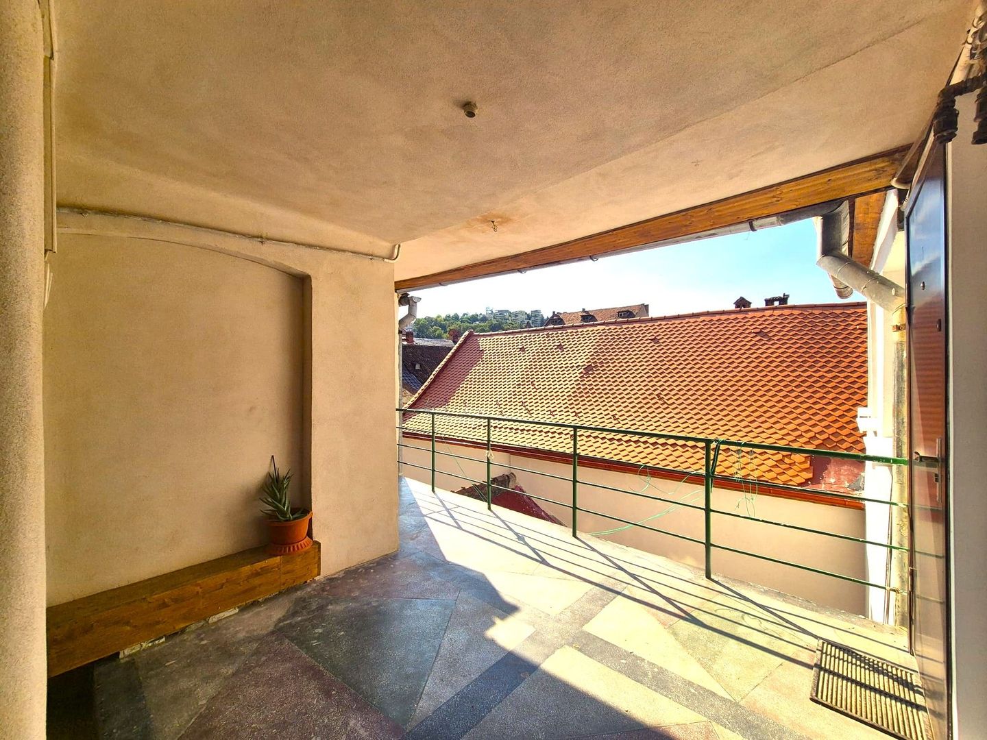 Exclusivitate - Imobil 53 mp,  la 3 minute de P-ta Sfatului, pet friendly - Poză 16