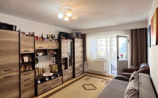 Apartament 3 camere de vânzare | etaj 2 | Bulevardul Traian - Poză 3