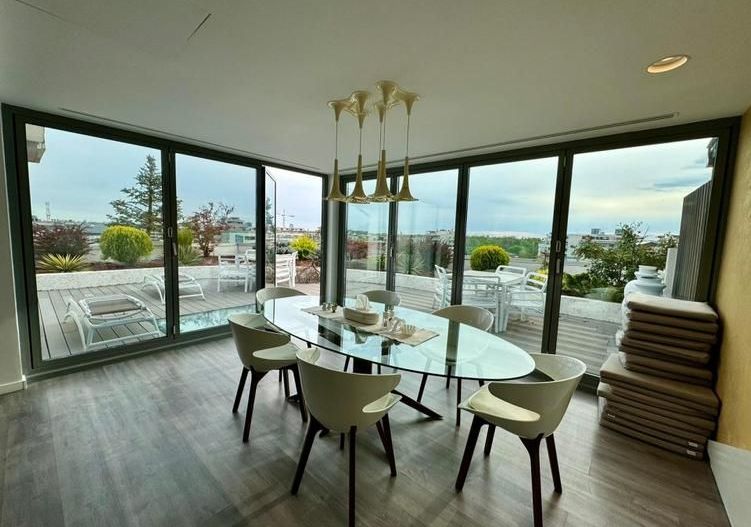 Penthouse Herastrau 116 terasa,mobilat si utilat loc de parcare si boxa subteran - Poză 3