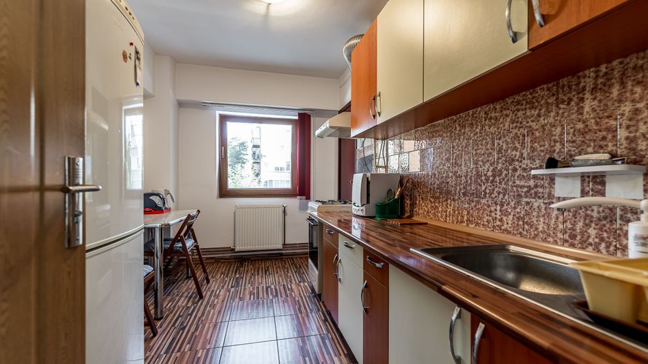 Apartament 3 camere, etaj 1,  zona Băncilor / Podgoria - Poză 5