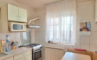 Apartament 3 camere decomandat 2 bai Bloc 1986 Apusului-str. Alesd - Poză 6