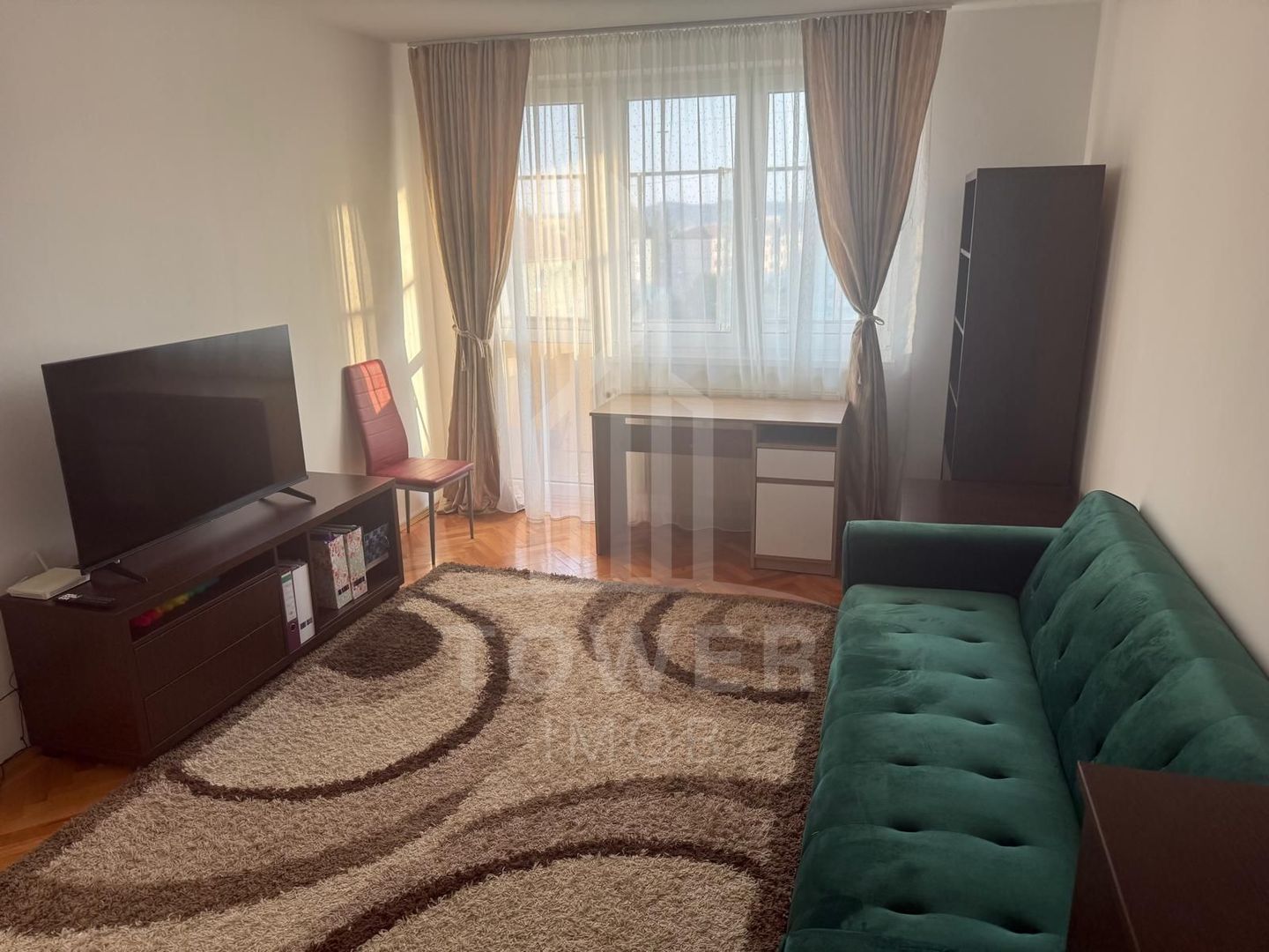 Apartament cu 2 camere de închiriat în zona Mihai Viteazul - Poză 2