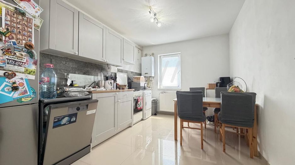 Apartament 3 camere decomandat, etajul 1,  Selimbar - Poză 4