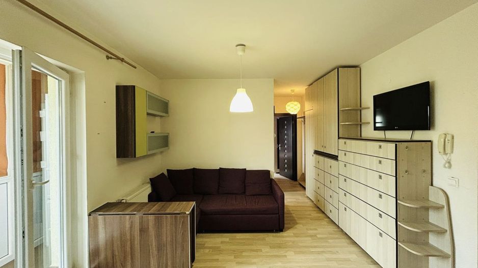 Apartament 2 camere, la cheie, balcon, boxa, loc de parcare - Poză 11