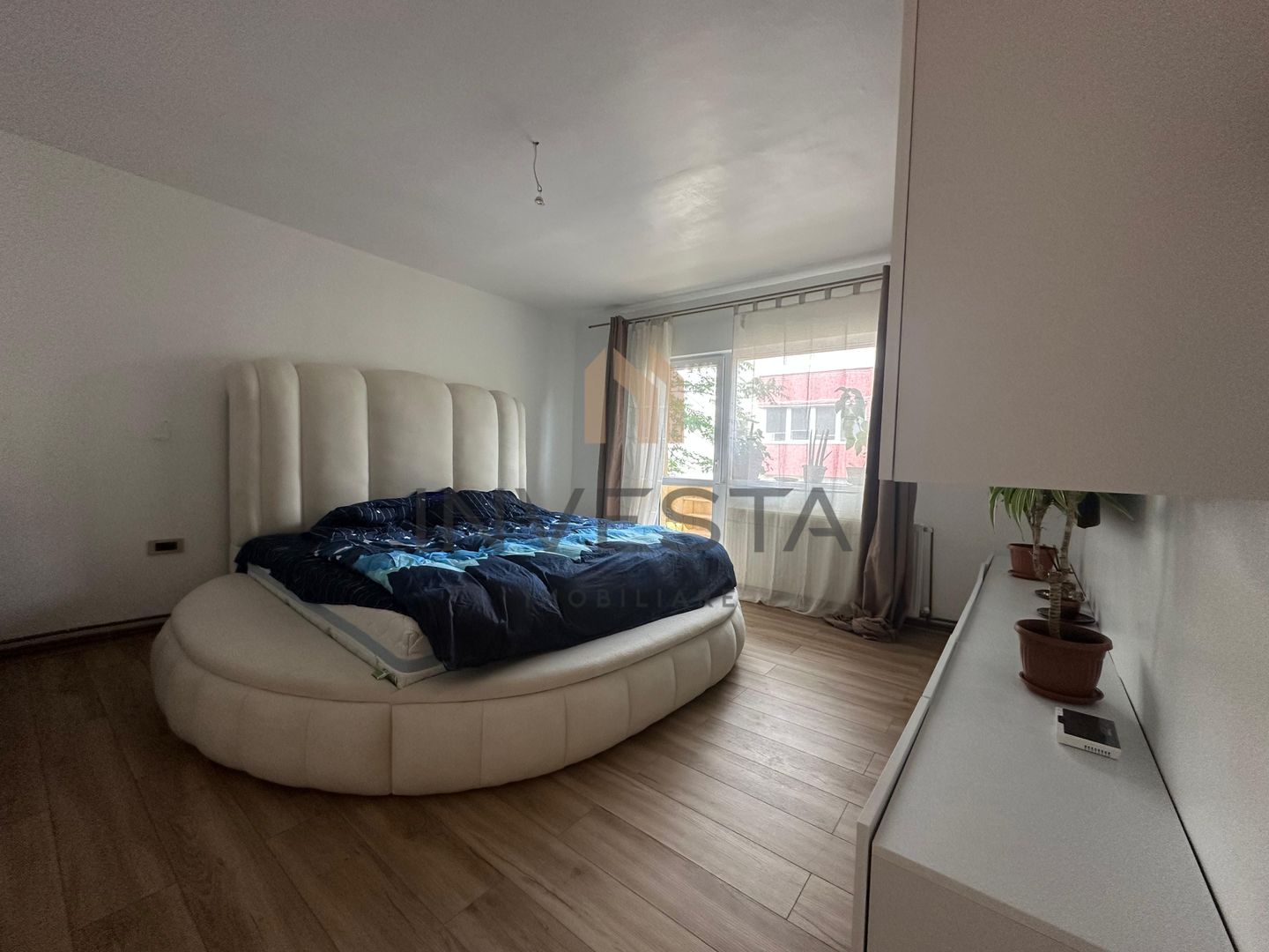 Aparatment 3 camere decomandat  Piata Zorilor! Finisaje moderne! - Poză 5