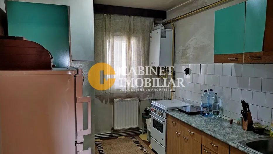 CENTRAL - SFANTUL LAZAR - 3 CAMERE DECOMANDAT - BLOC 1982 - Poză 4