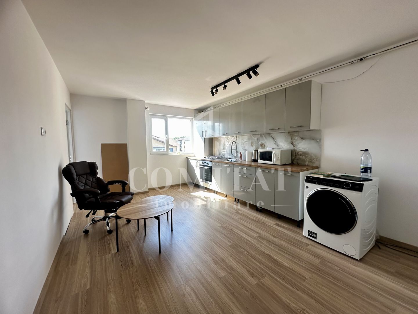 Apartament finisat modern | Loc de parcare | zona Str Somesului - Poză 1