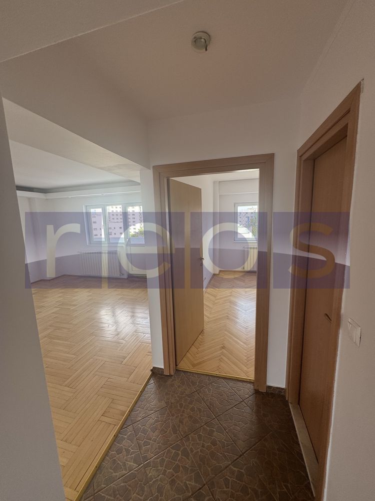 VANZARE 3 CAMERE - TIMPURI NOI - Poză 3