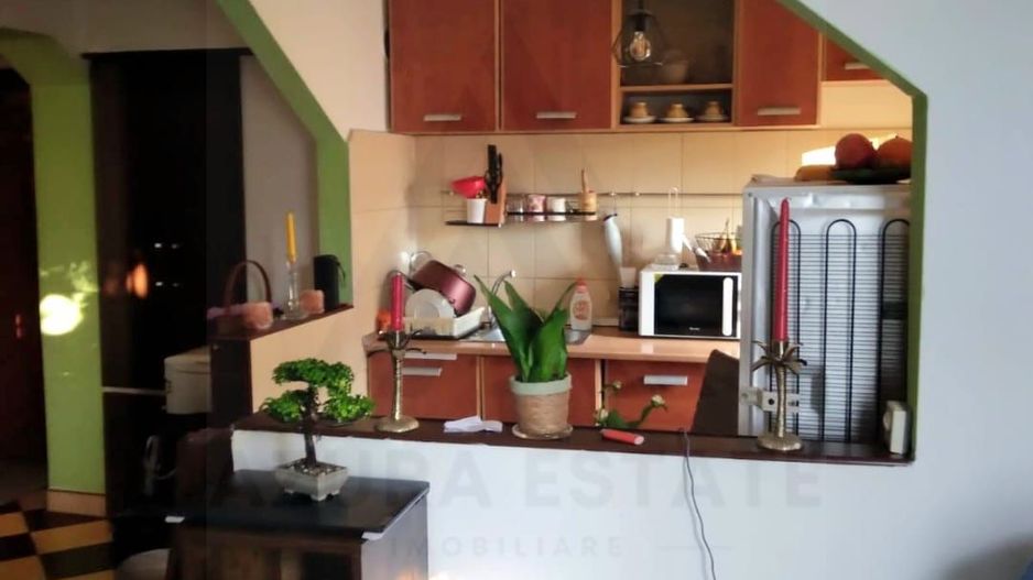Apartament 2 camere 45 mp utili renovat etaj 3 in Cisnadie - Poză 5