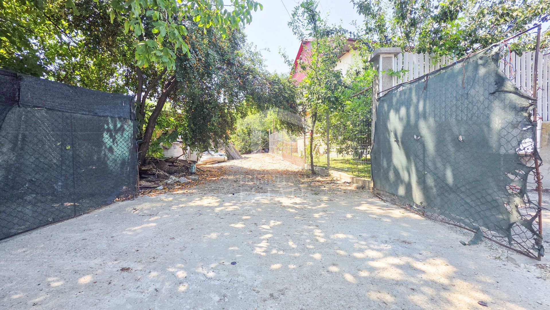 Teren intravilan generos – Țegheș, Str. Transilvaniei - Poză 2