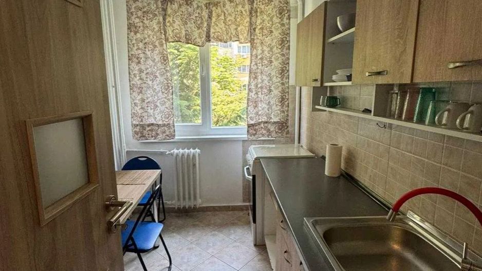 AP. 2 CAMERE OBOR- BLOC REABILITAT, BUCATARIE INCHISA, MOBILAT MODERN - Poză 4