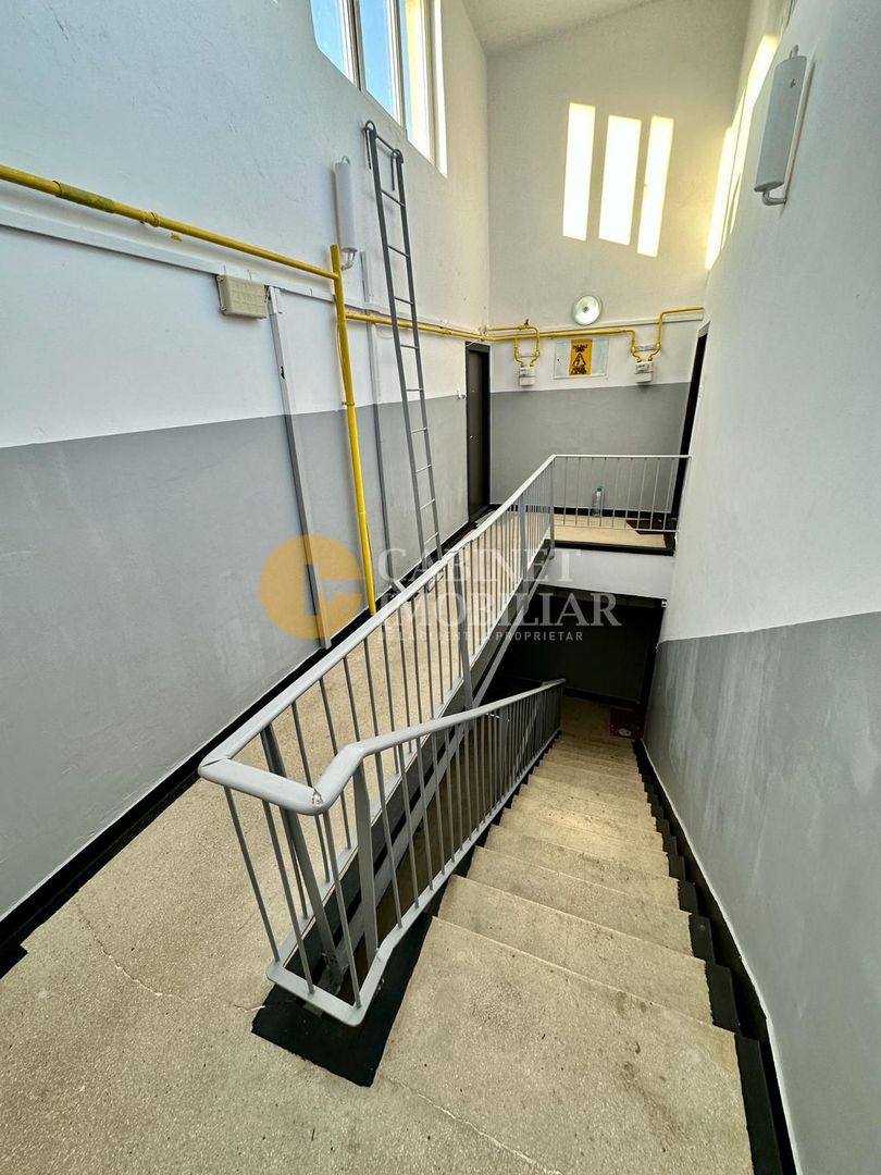 Apartament cu 2 Camere Decomandat - Alexandru cel Bun - Liceul Miron Costin - Poză 8