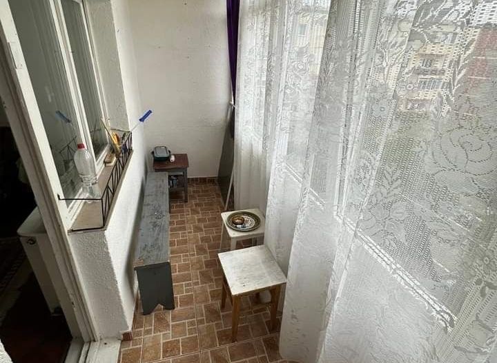 BRASADAS vinde ap 4 cam etaj 3/4 in Micro 16. - Poză 2