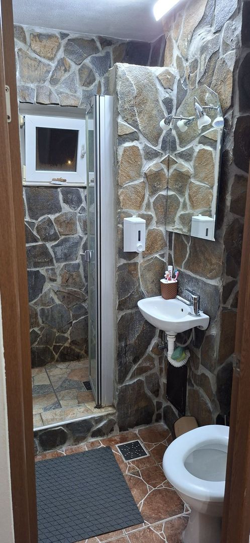 BRASADAS vinde ap 2 cam etaj 2 pe Botizului. - Poză 7