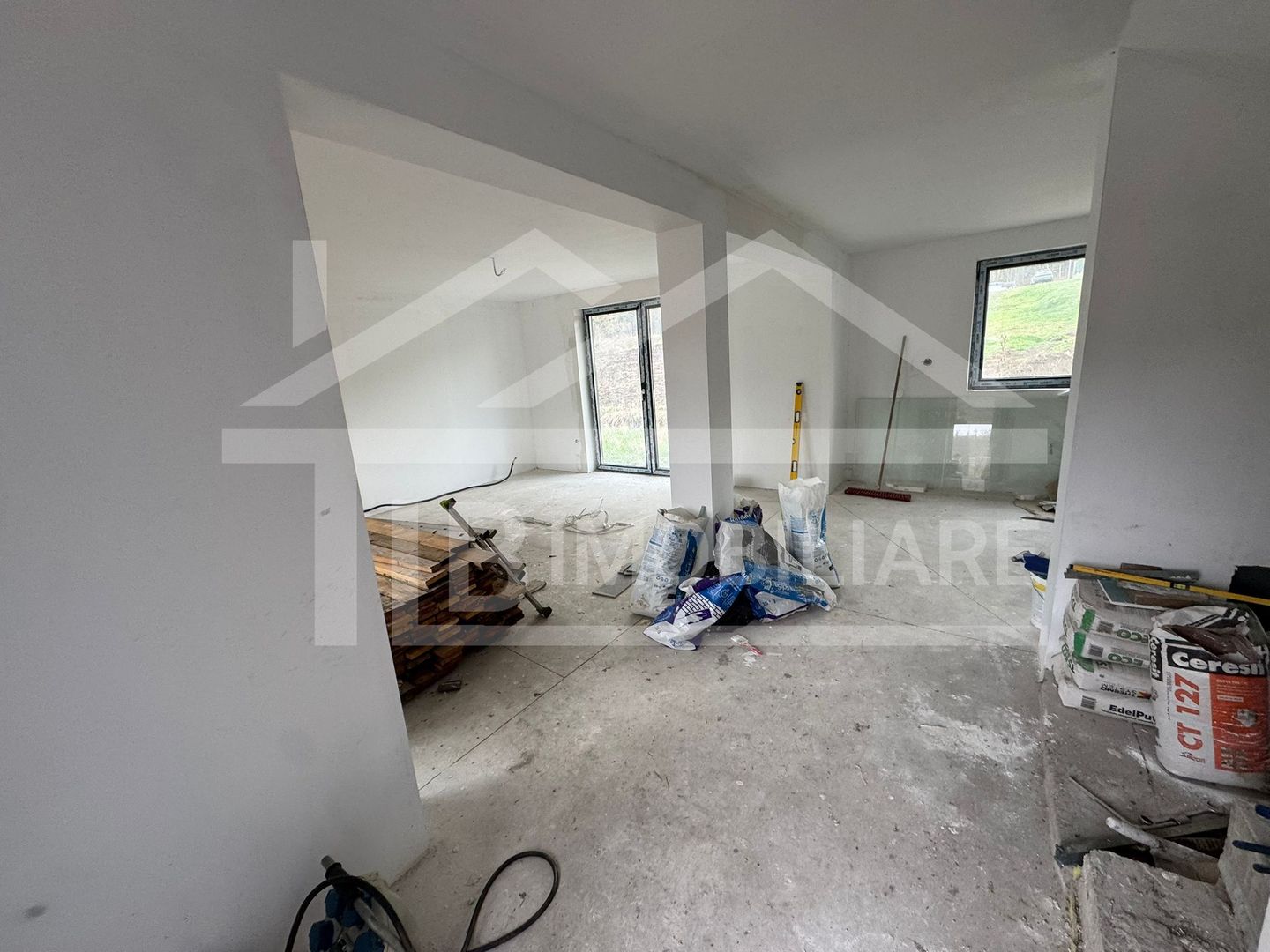 Casa cu 4 camere, 119 mp, Zona Voiniceni - Poză 3