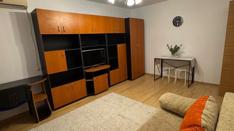 2 camere Râul Doamnei etaj 4/10 - Poză 1
