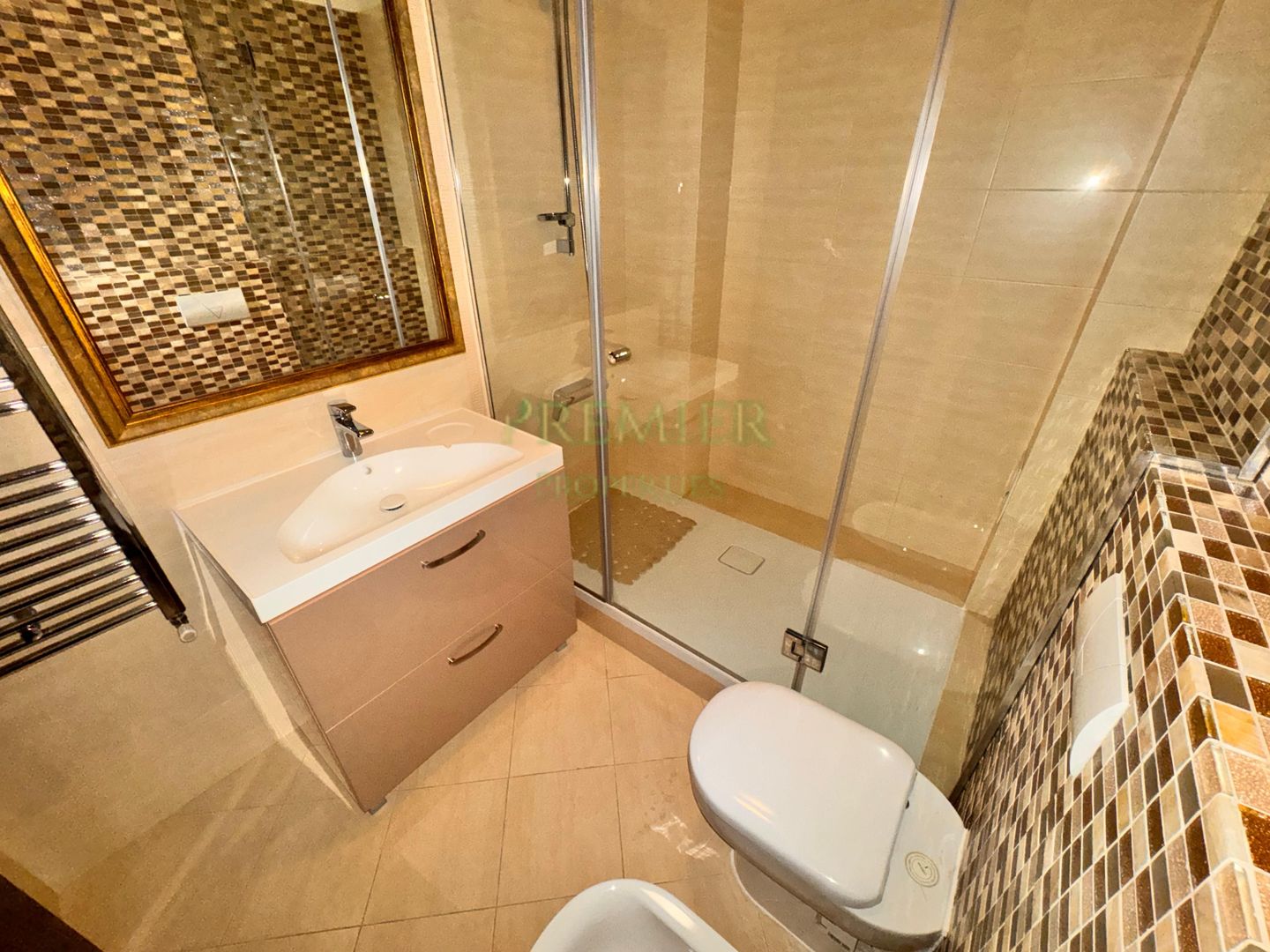 Apartament  bloc 2010 Dorobani - Poză 17