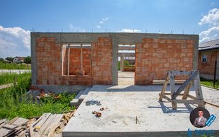 Casă/Vilă nouă de vânzare în Lilieci, Bacău - Poză 24