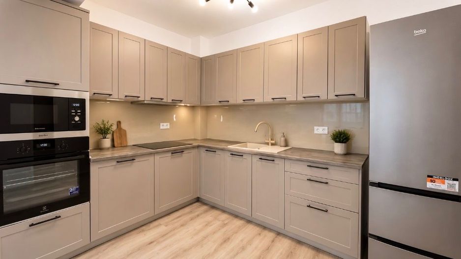 APARTAMENT 3 CAMERE PRIMA URBANA LOC DE PARCARE - Poză 3
