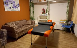 Se inchiriaza gars la parterul unei case, metrou N. Grigorescu 5 min, afacere - Poză 1