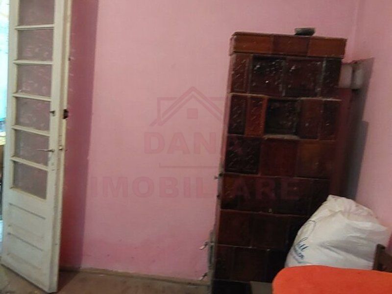 CASĂ IABLANIȚA,JUD. CARAȘ-SEVERIN - Poză 5