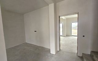 Casa Sibiu 4 camere, 2bai, terasa, carport, locatie Selimbar - Poză 5